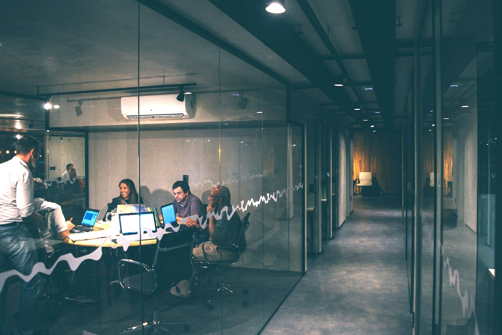 When to hold, reposition, or sell: a framework for commercial assets