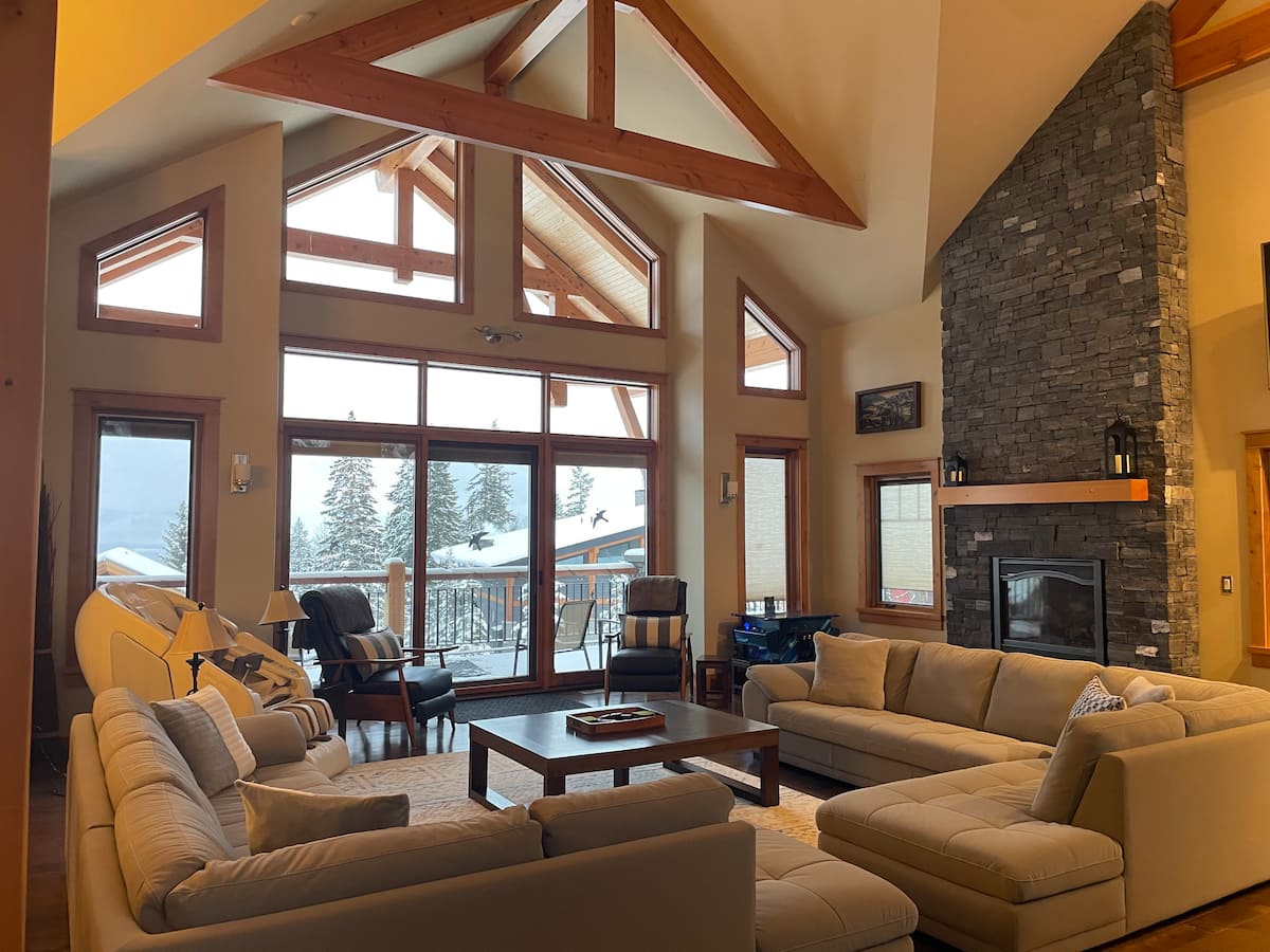 Kicking Horse Chalet — view 2